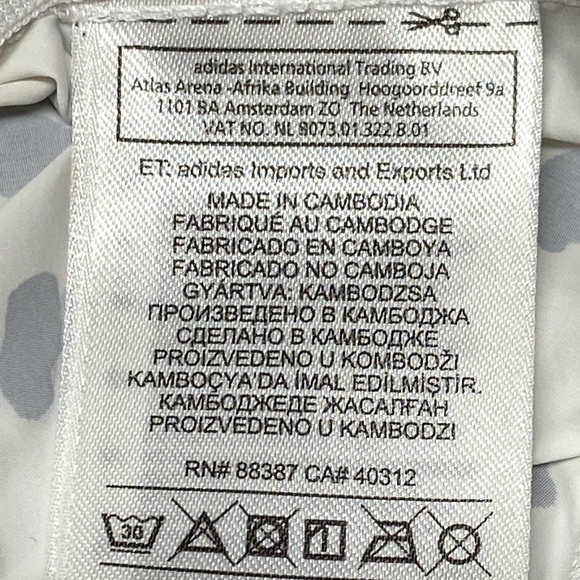 NWOT adidas Originals SST Track Jacket Full Zip Women's White Black Windbreaker - Picture 15 of 16